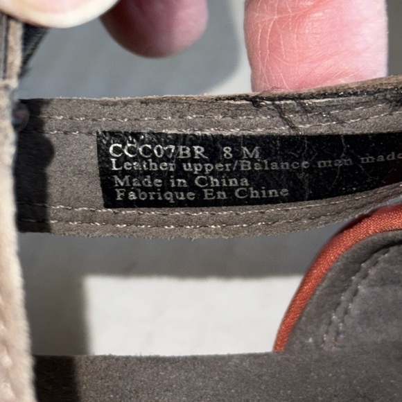 Cobb Hill By New Balance Light Brown Low Wedge Sandals - Picture 10 of 10